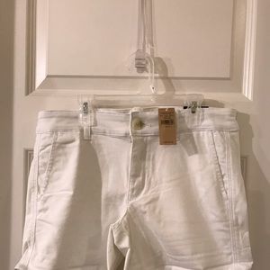 NWT American Eagle White Stretch Shorts